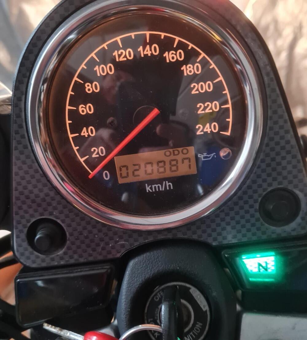 Suzuki SV 650 (2003 - 06) (5)