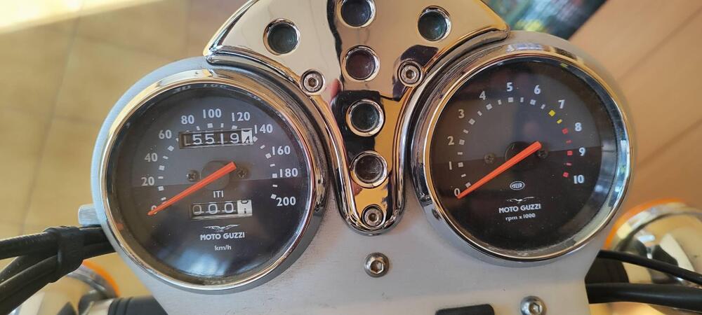 Moto Guzzi Nevada 750 Club (2002 - 06) (3)