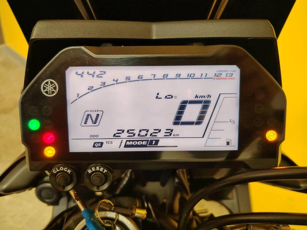 Yamaha MT-10 (2017 - 20) (5)