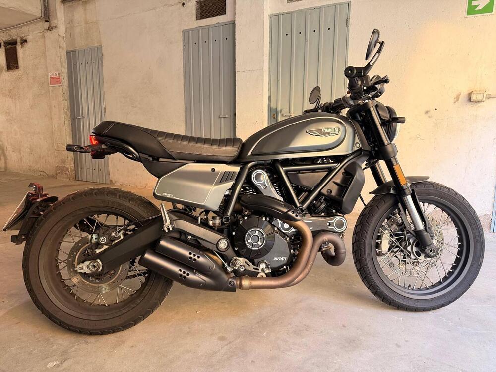 Ducati Scrambler 800 Night Shift (2021 - 22) (2)