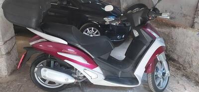 Peugeot Geopolis 250 usata