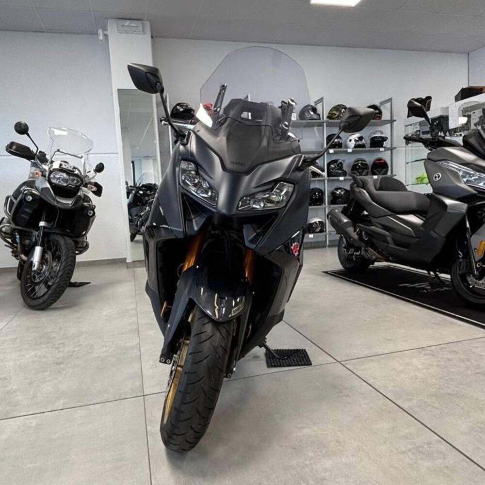 Yamaha T-Max 560 (2022 - 24) (3)