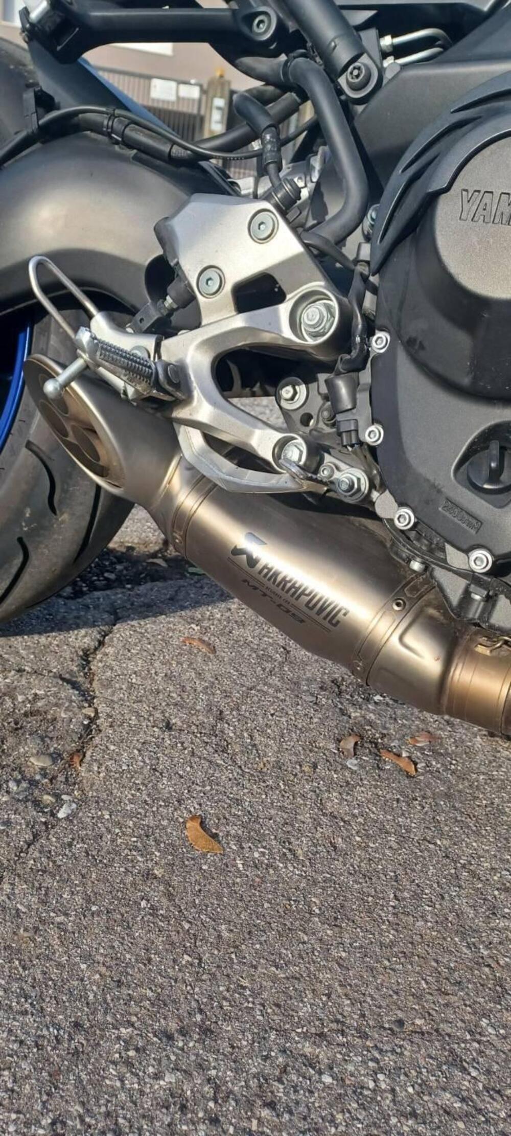 Yamaha MT-09 ABS (2016) (3)