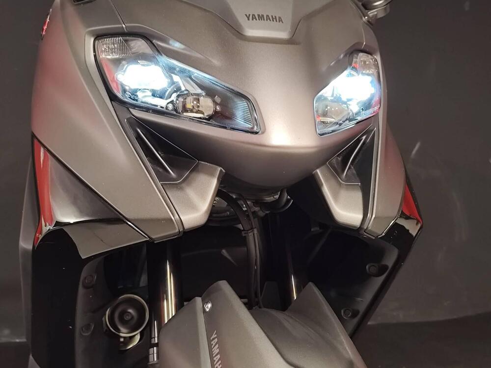 Yamaha T-Max 560 (2022 - 24) (3)