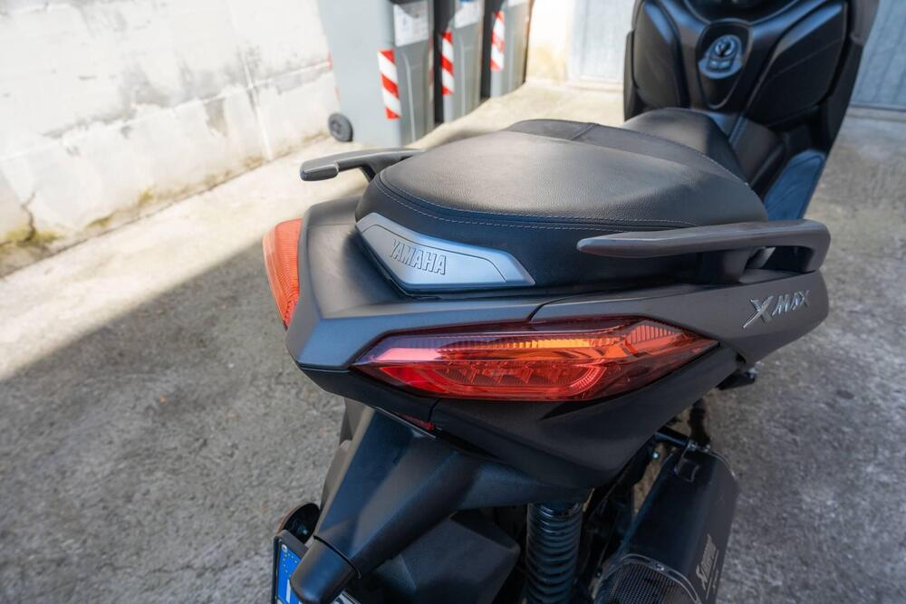 Yamaha X-Max 300 ABS (2017 - 20) (6)