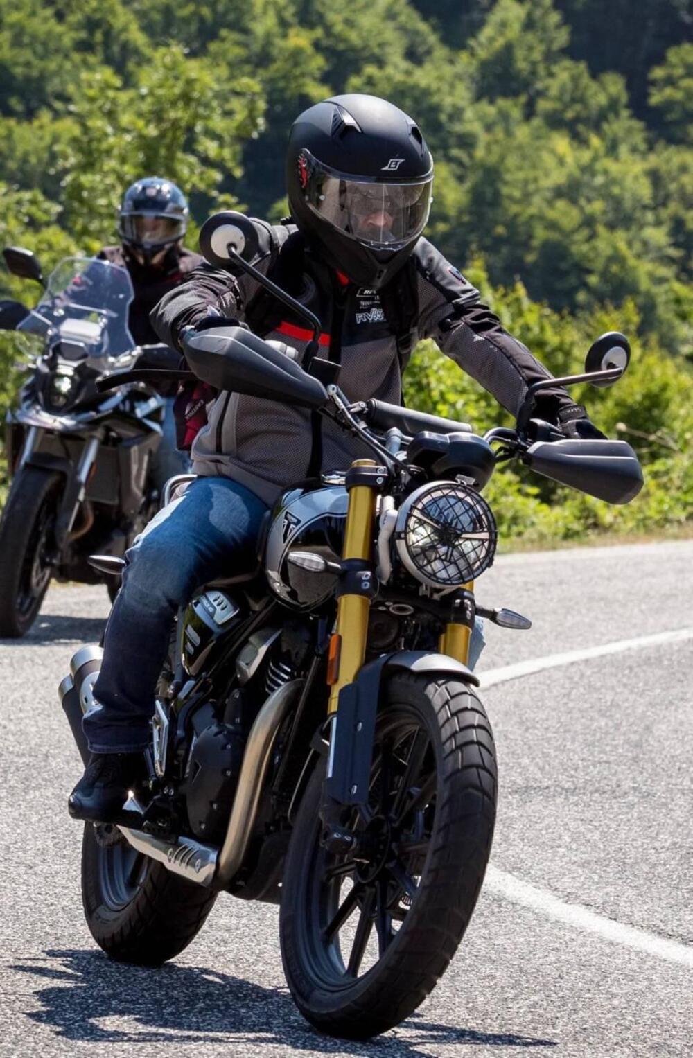 Triumph Scrambler 400 X (2024 - 26) (2)