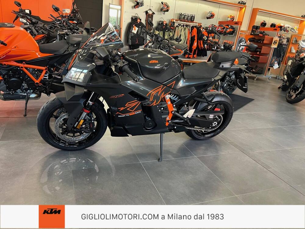 KTM 990 RC R (2026) (3)