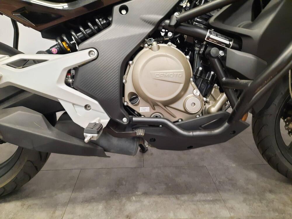 CFMOTO 650MT (2021 - 24) (12)