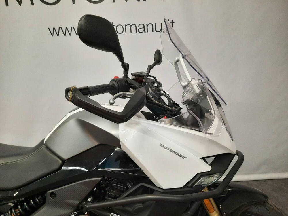 CFMOTO 650MT (2021 - 24) (14)