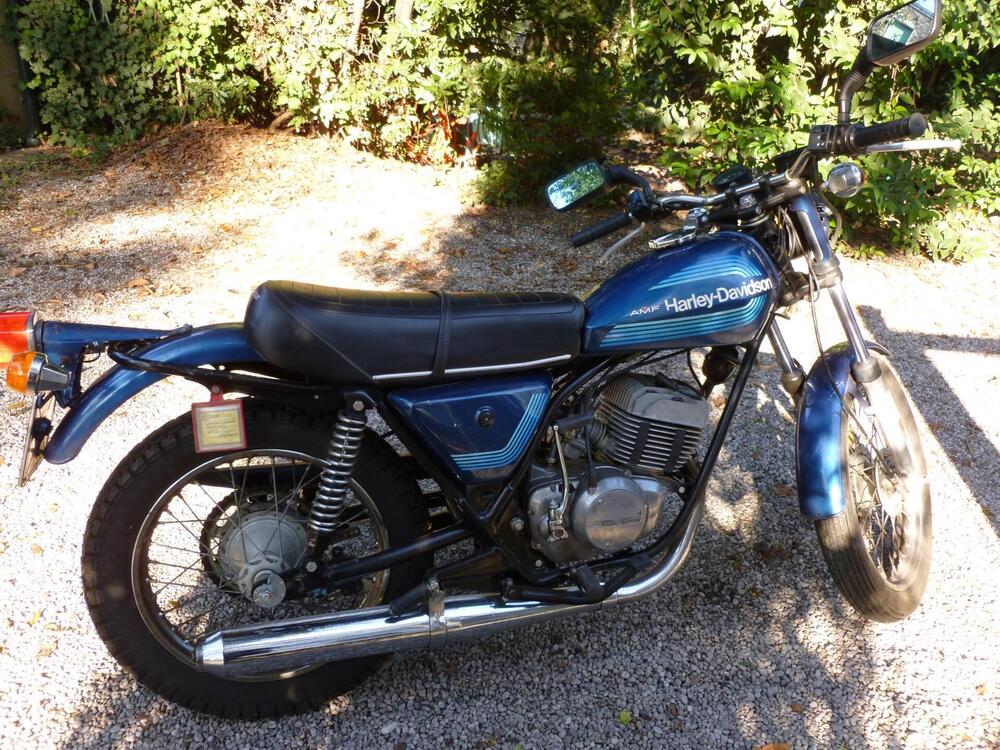 Aermacchi Harley-Davidson SST-250 (2)