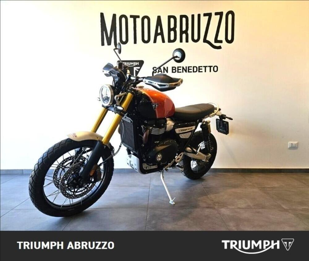 Triumph Scrambler 1200 XE (2024 - 25) (3)