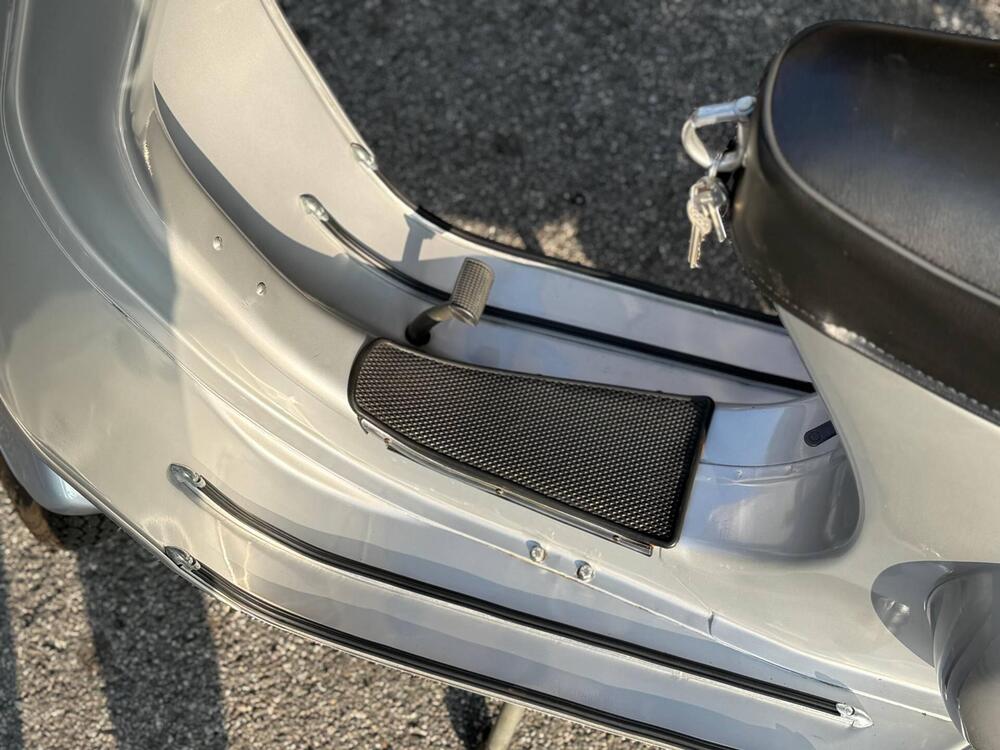 Vespa Primavera 125 VMA2T (7)