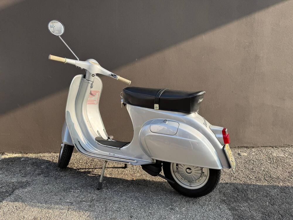 Vespa Primavera 125 VMA2T (2)