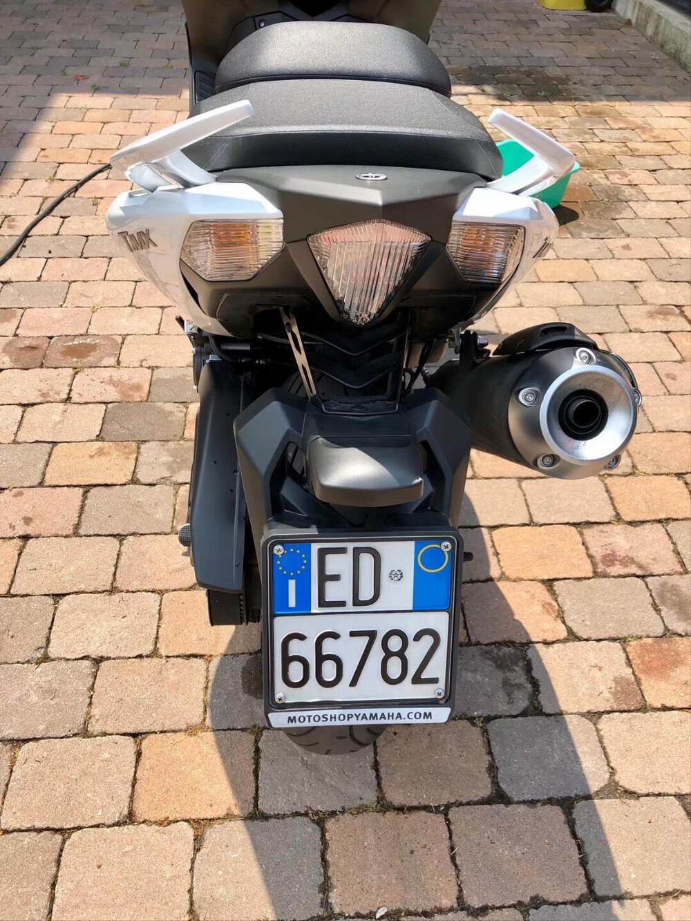 Yamaha T-Max 530 (2015 - 16) (5)