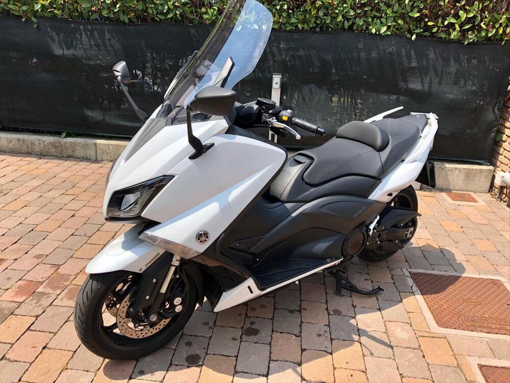 Yamaha T-Max 530 (2015 - 16) (3)