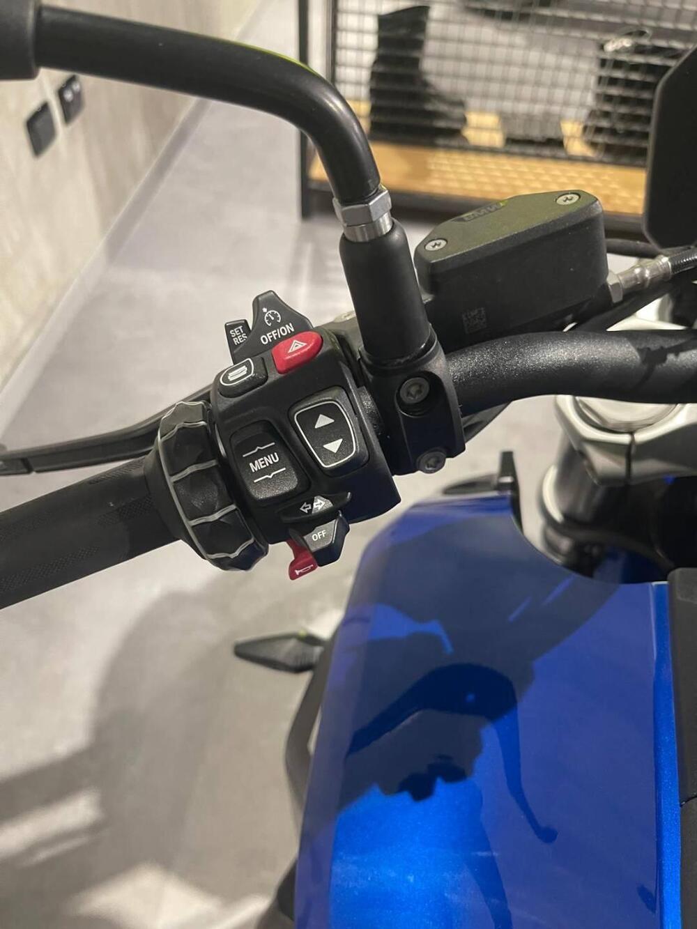 Bmw R 1300 R (2026) (4)