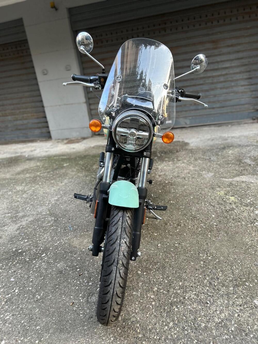 Royal Enfield Meteor 350 Aurora (2024 - 26) (3)