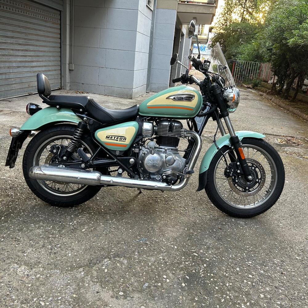 Royal Enfield Meteor 350 Aurora (2024 - 26) (5)