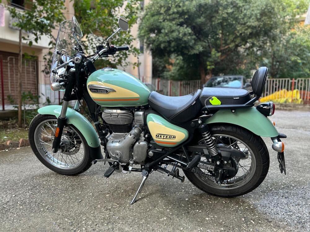 Royal Enfield Meteor 350 Aurora (2024 - 26) (6)