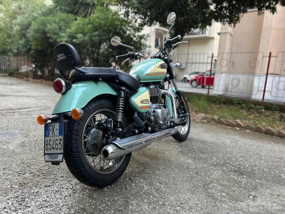 Royal Enfield Meteor 350 Aurora (2024 - 26) (7)