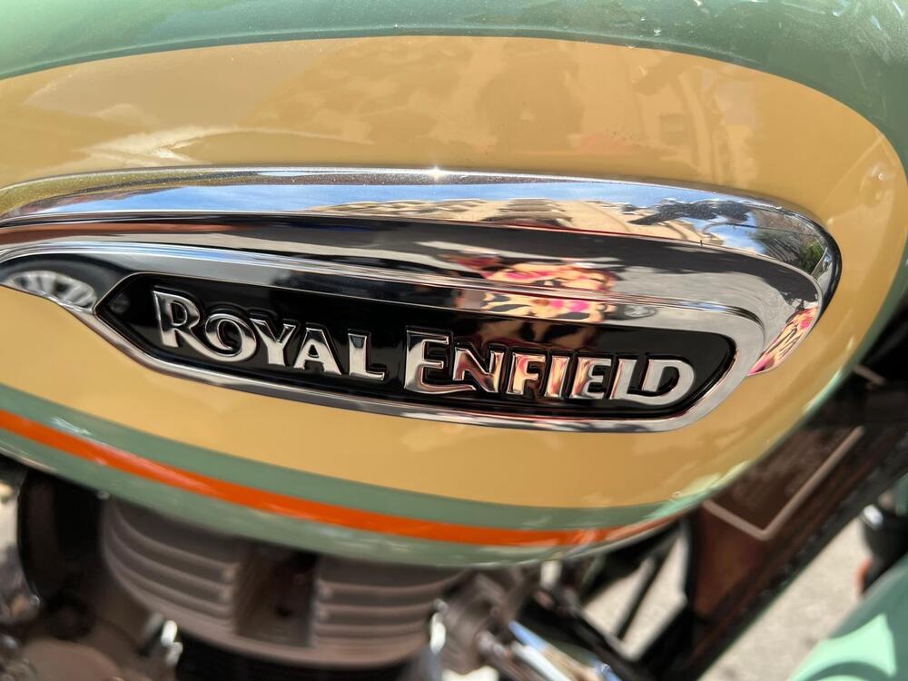 Royal Enfield Meteor 350 Aurora (2024 - 26) (8)