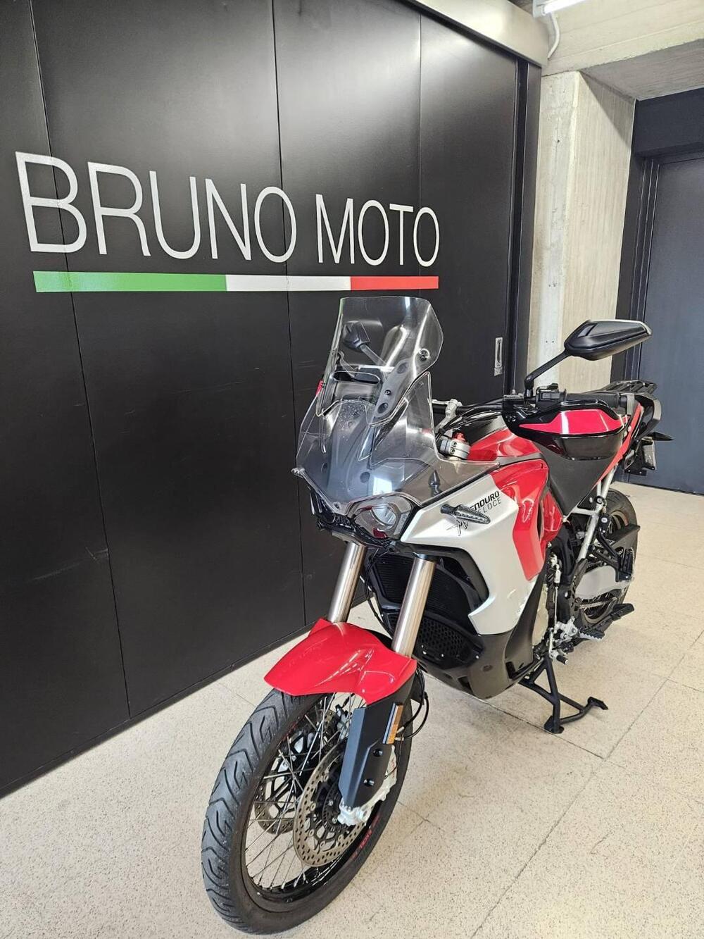 MV Agusta LXP Enduro Veloce (2024 - 25) (5)