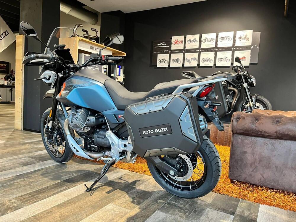 Moto Guzzi V85 TT Travel (2024 - 26) (5)