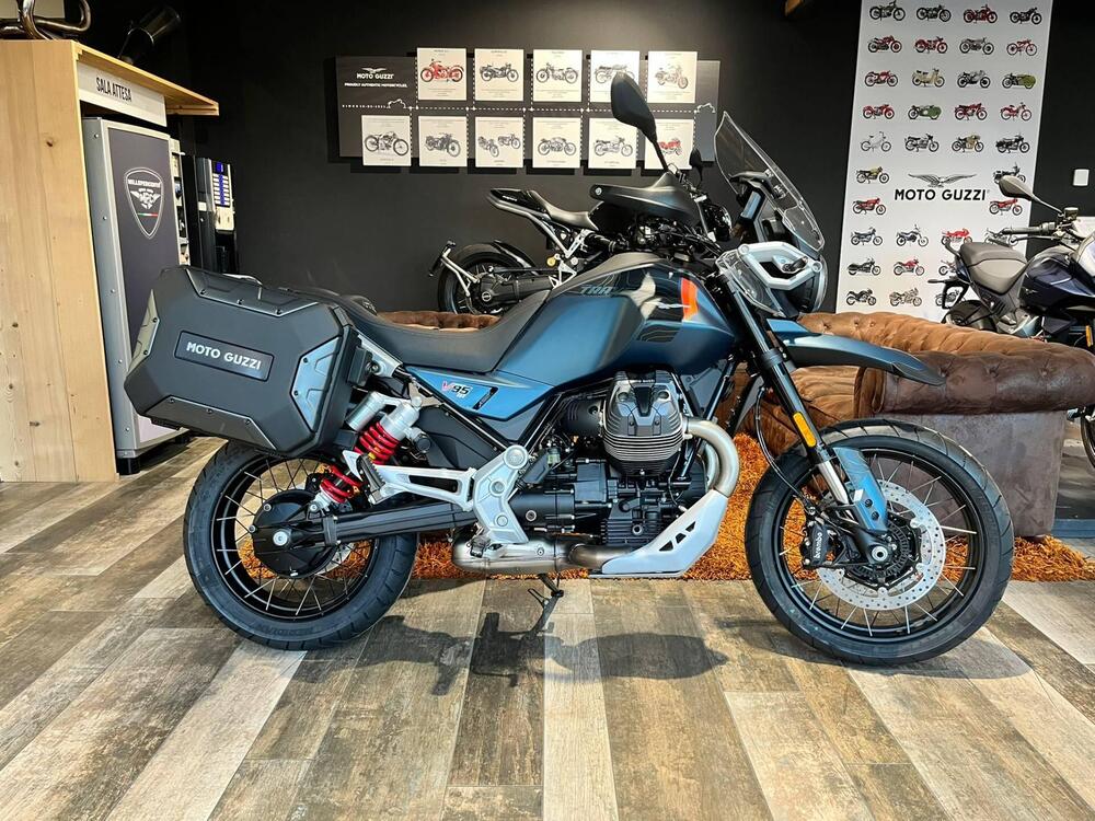 Moto Guzzi V85 TT Travel (2024 - 26) (3)