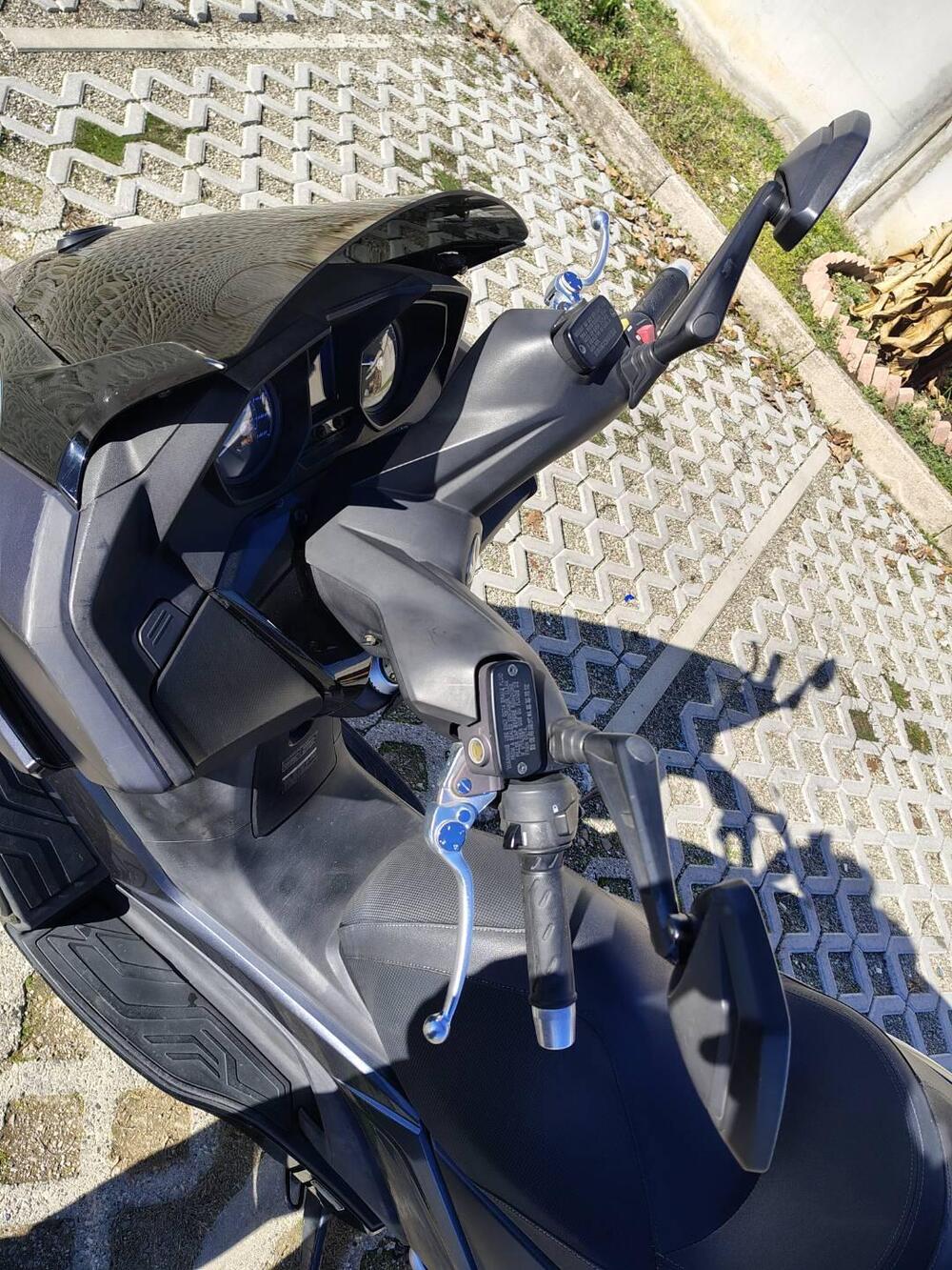 Kymco Downtown 350i ABS (2015 - 17) (11)