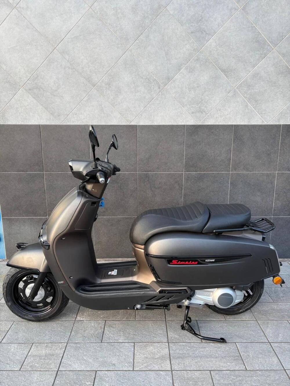 Keeway Motor Sixties 300i (2023 - 25)