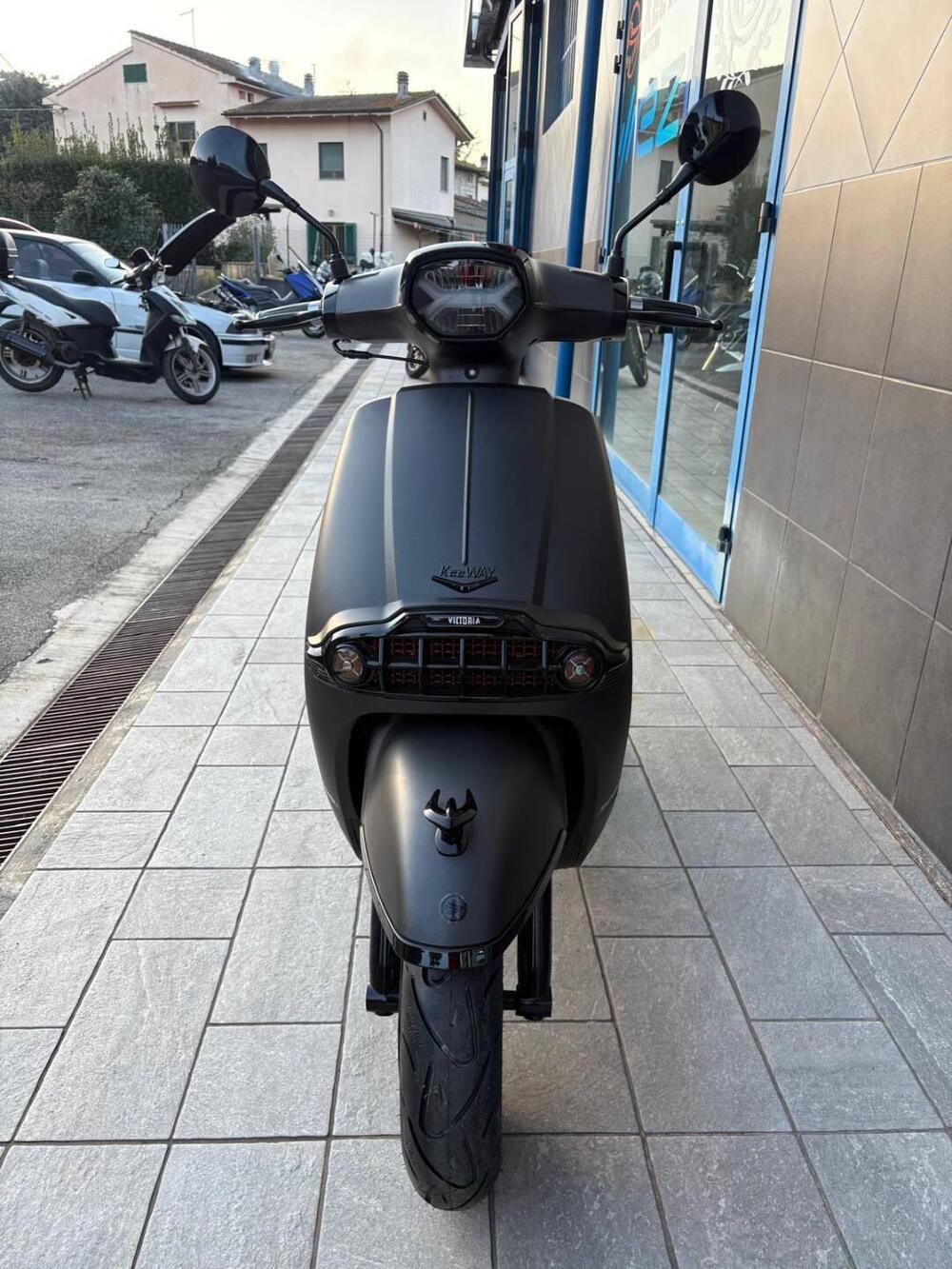 Keeway Motor Sixties 300i (2023 - 25) (2)