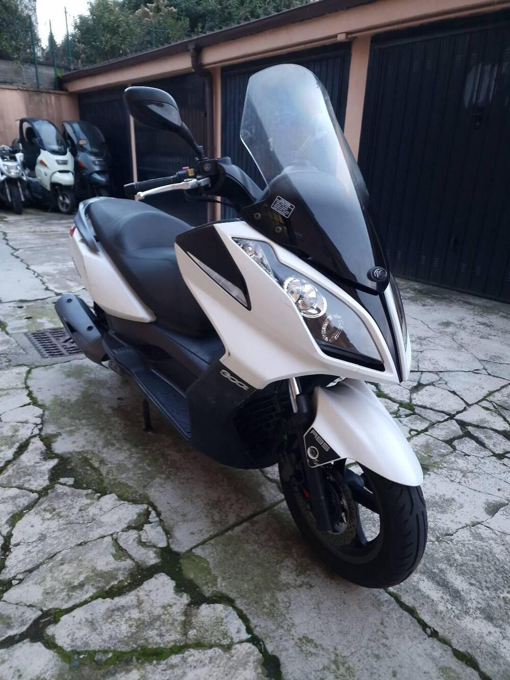 Kymco Downtown 300i ABS (2009 - 17) (2)