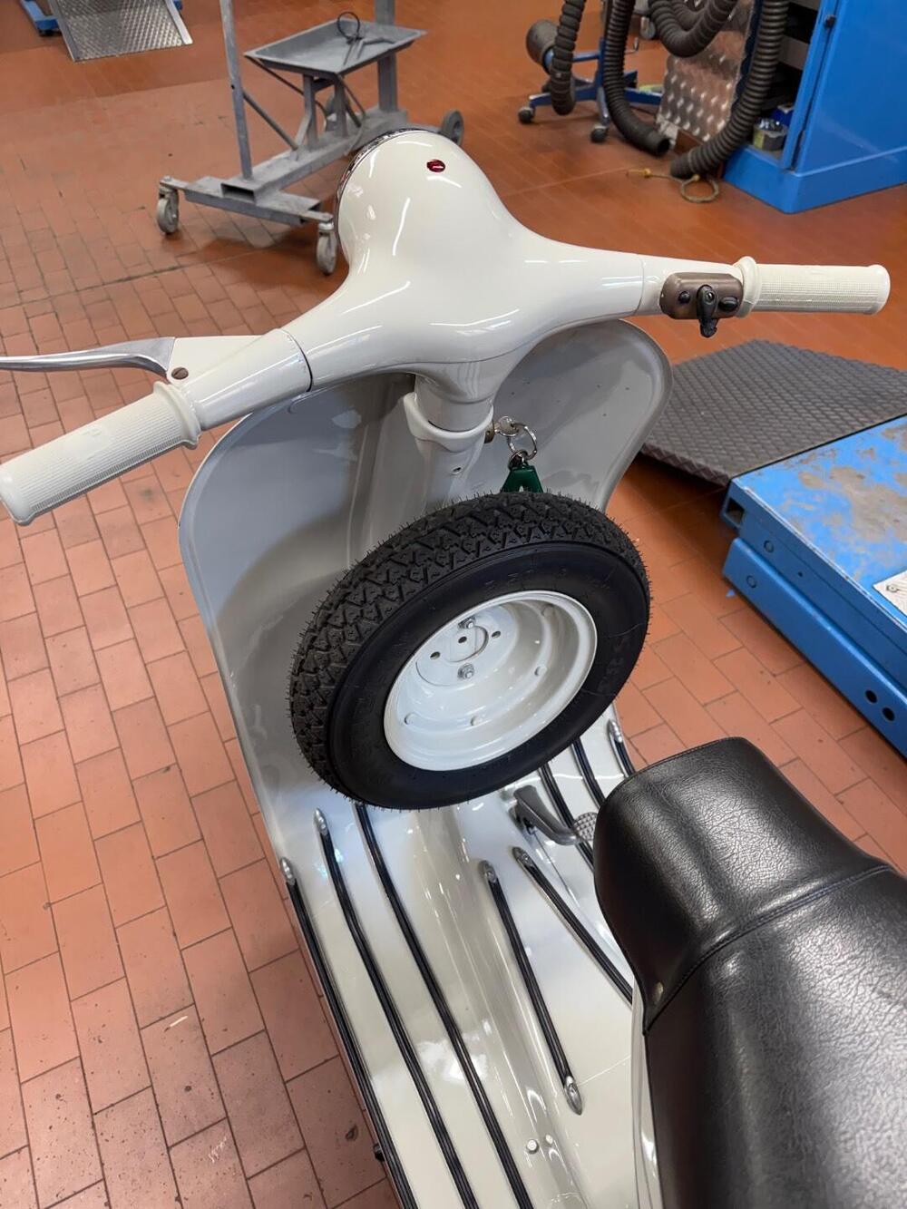Piaggio Vespa (3)