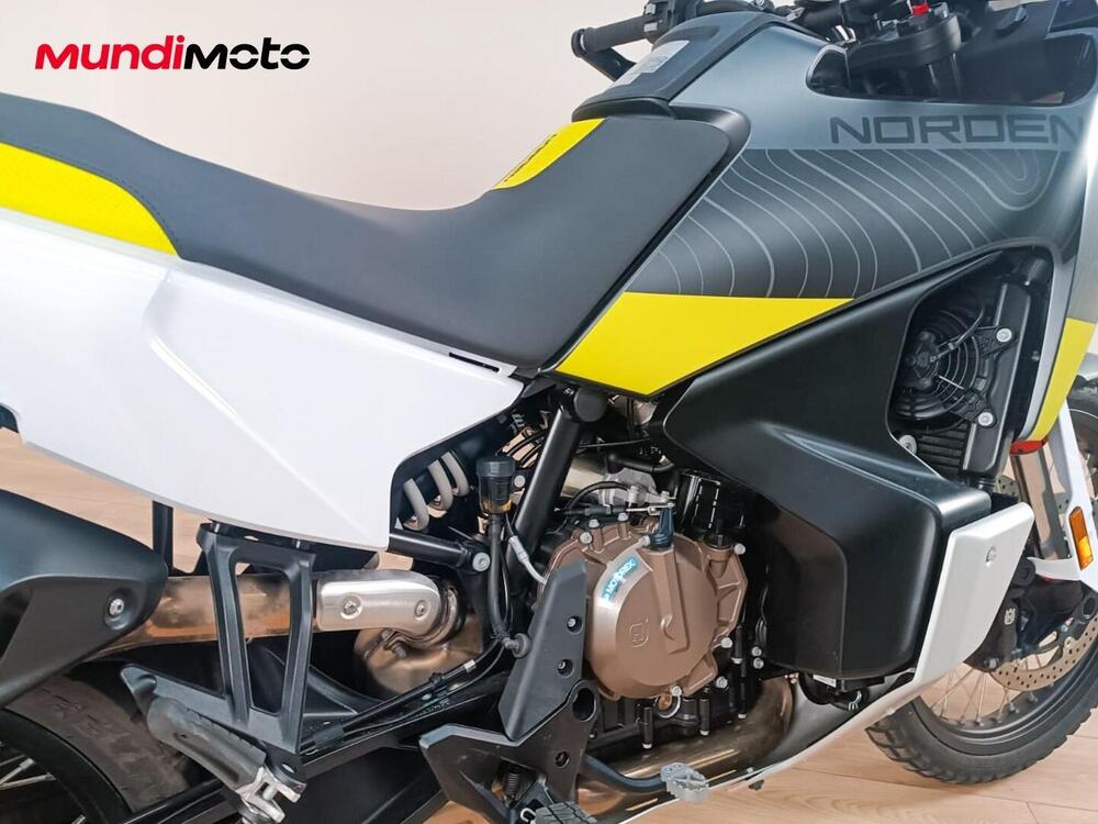 Husqvarna Norden 901 (2022 - 26) (4)