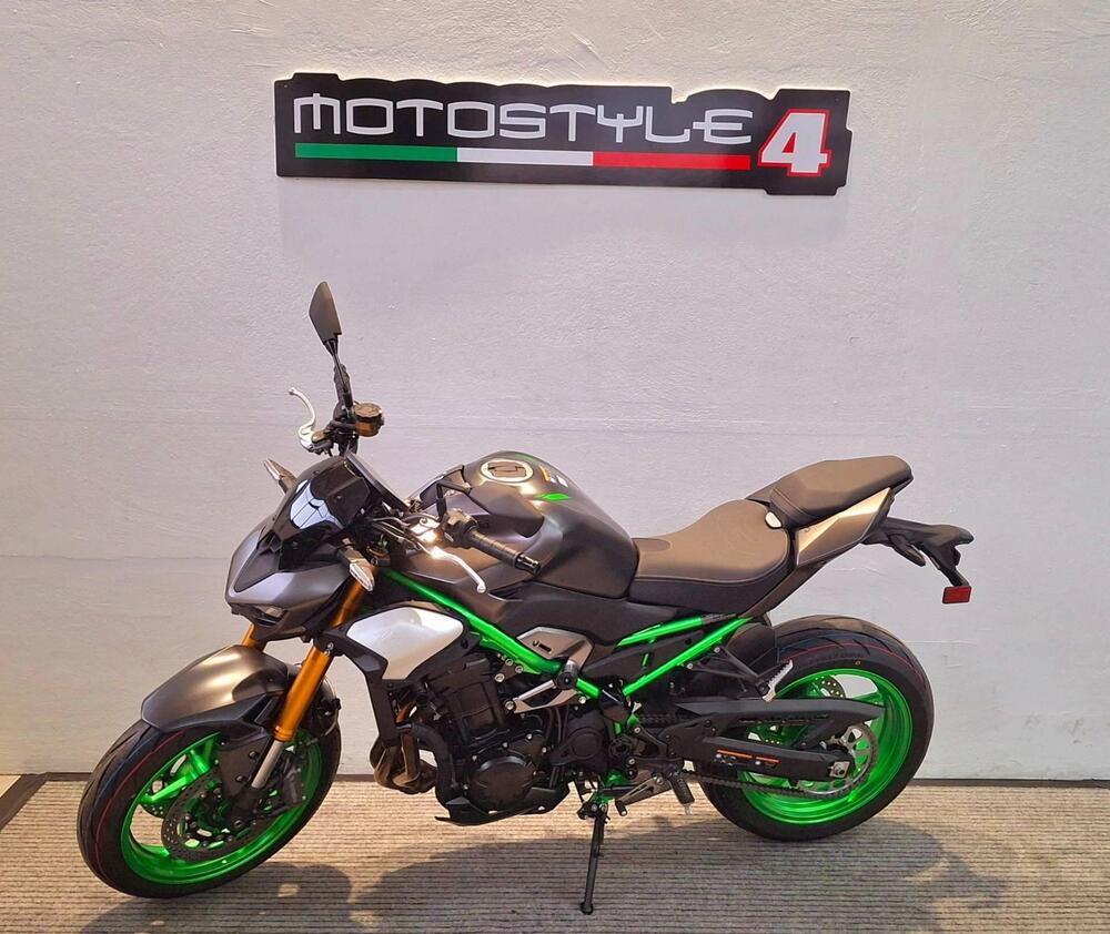 Kawasaki Z 900 SE (2025 - 26) (2)