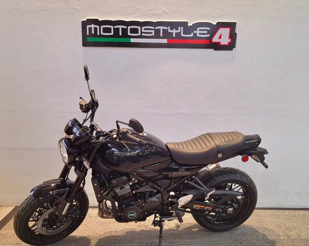Kawasaki Z 900 RS Black Ball Edition (2026) (2)
