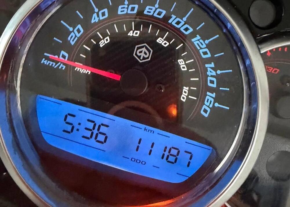 Piaggio Beverly 350 SportTouring ie ABS (2011 - 17) (7)