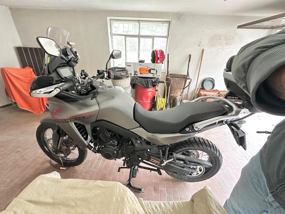 Honda Transalp XL750 Urban (2023 - 24) (3)