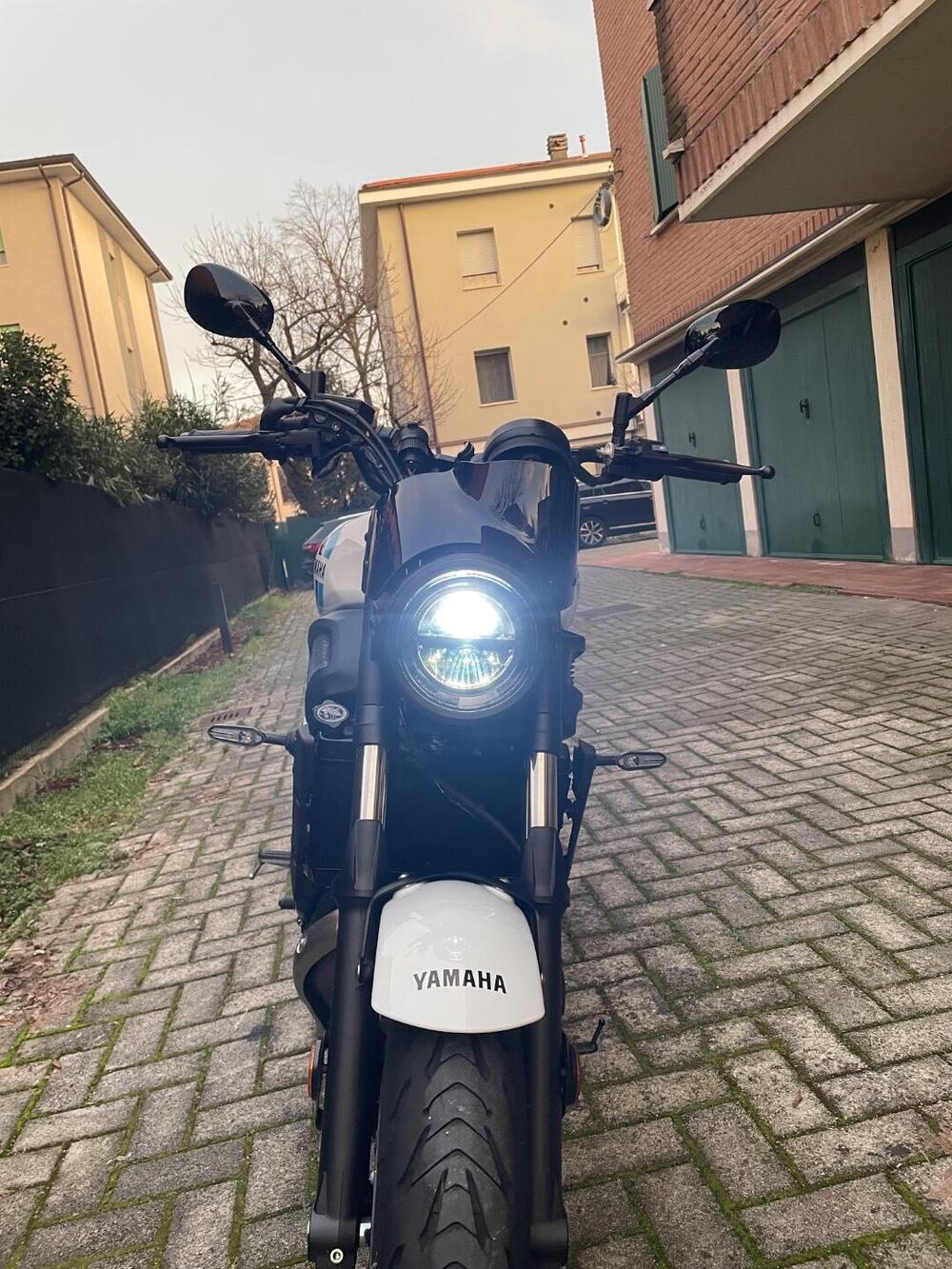 Yamaha XSR 700 (2022 - 26) (7)