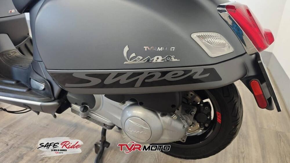 Vespa GTS 300 Super Sport Hpe (2019) (9)
