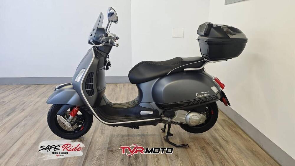 Vespa GTS 300 Super Sport Hpe (2019) (5)