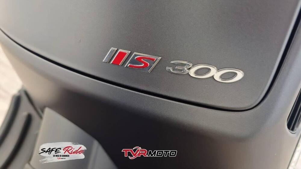 Vespa GTS 300 Super Sport Hpe (2019) (10)