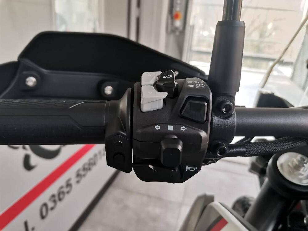 Moto Morini Allthrike 450 (2025 - 26) (15)