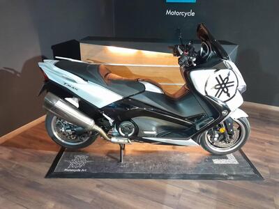 Yamaha T-Max 530 DX (2017 - 19) usata