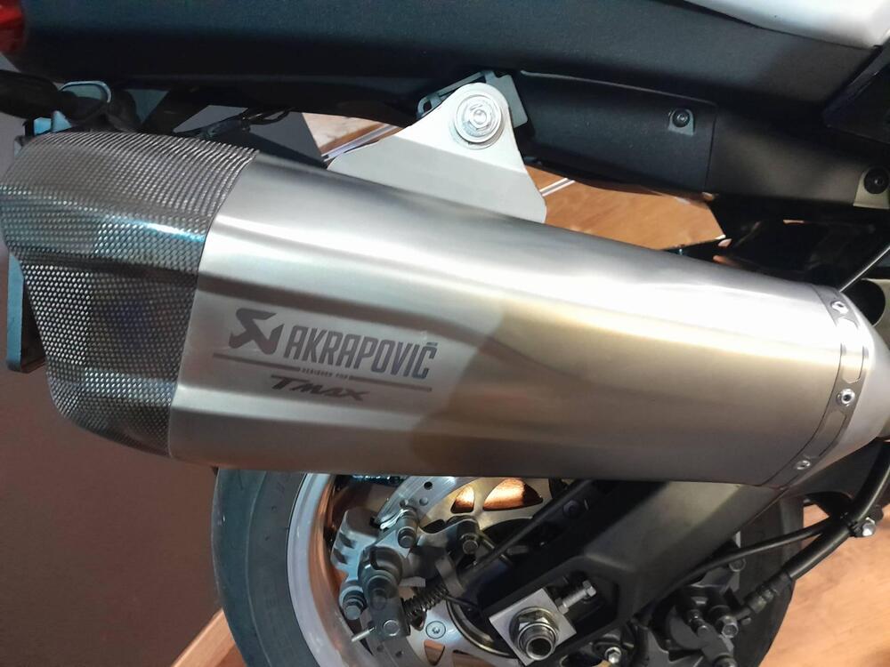 Yamaha T-Max 530 DX (2017 - 19) (5)