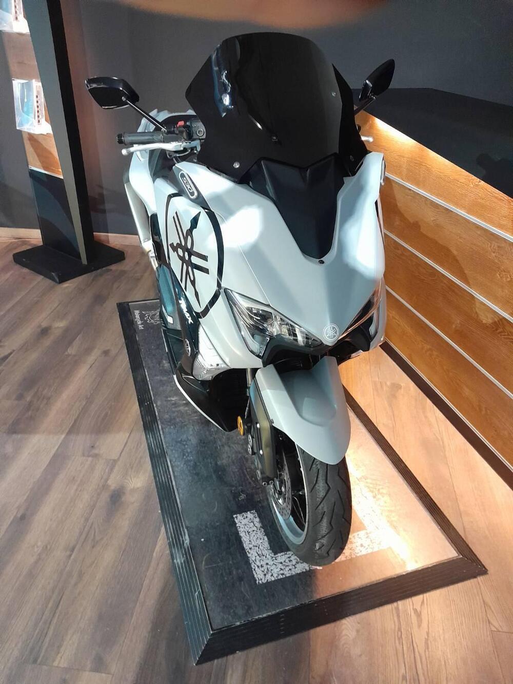 Yamaha T-Max 530 DX (2017 - 19) (13)