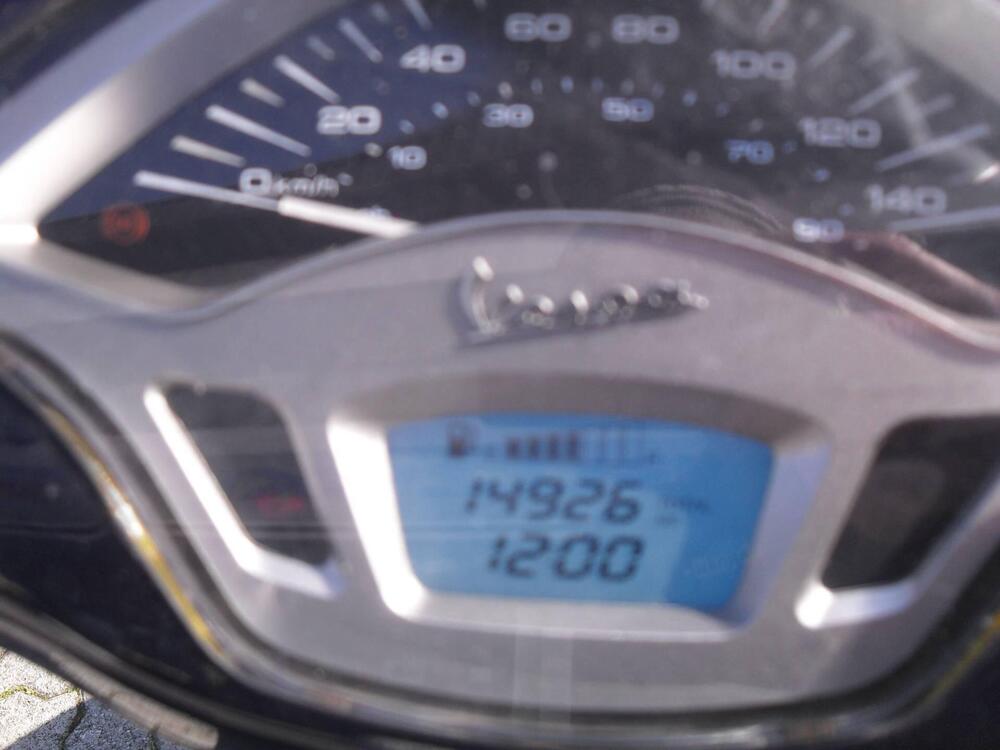 Vespa Primavera 150 3V ie ABS (2014 - 16) (4)