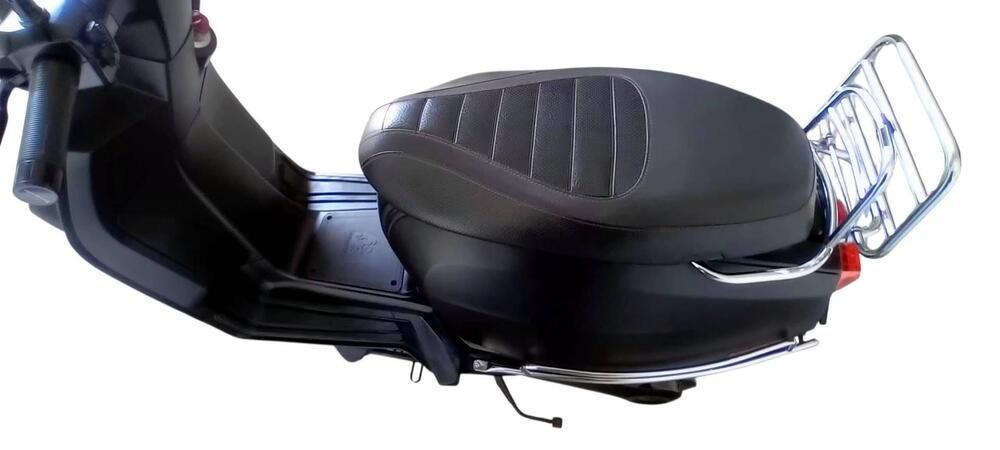 Lambretta V200 Special (2021 - 26) (4)