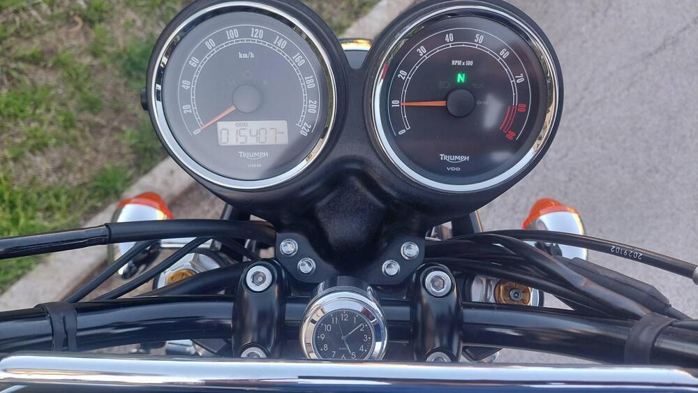 Triumph Scrambler (2006 - 17) (2)