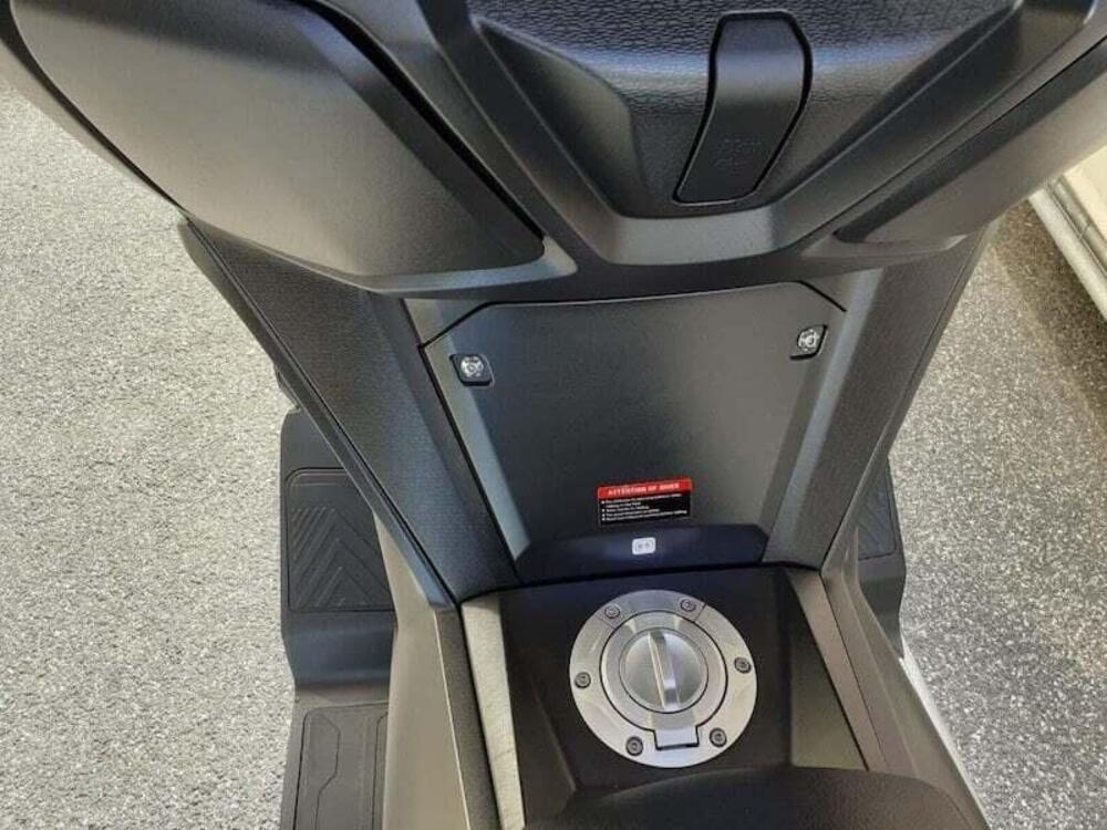 Voge Sfida SR4 MAX (2024 - 26) (10)